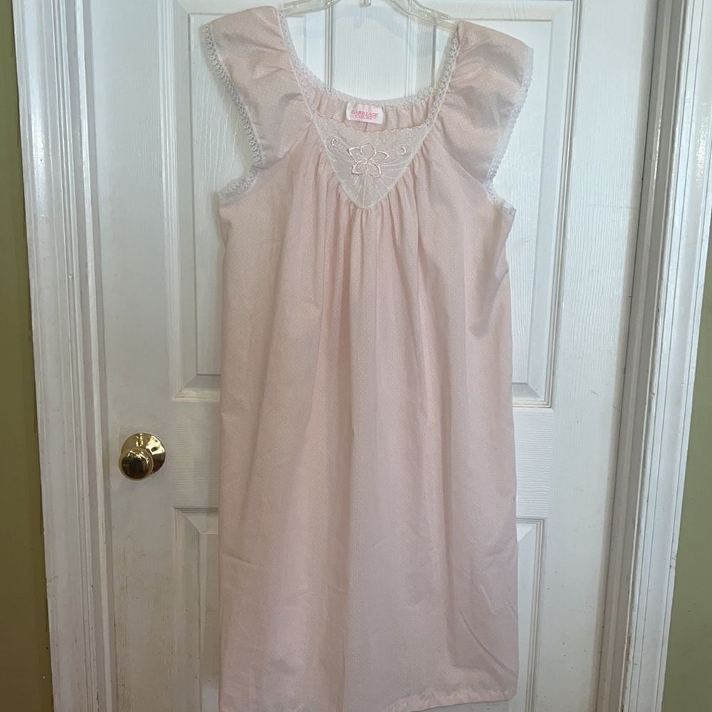 Women’s M Vintage Grandmacore Cottagecore Pink polka dot Lace nightgown